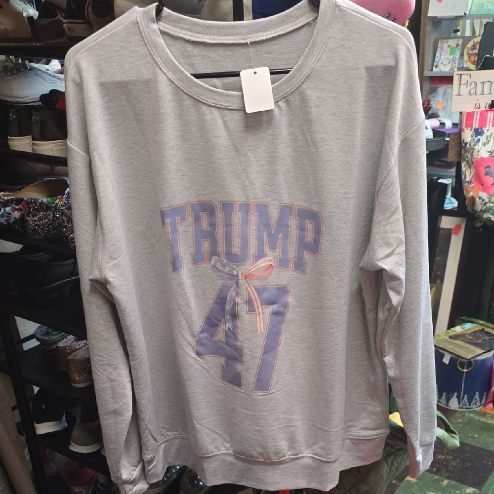 TRUMP Gray Graphic Women's Top
